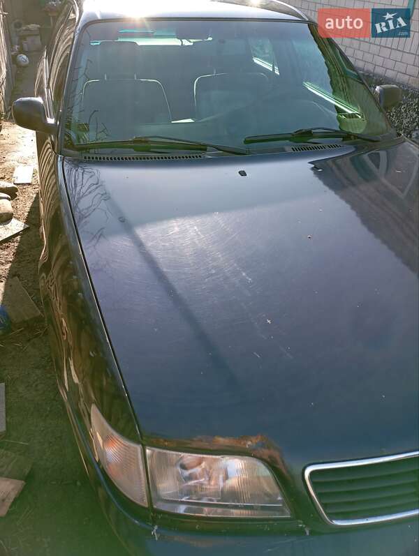 Седан Audi A6 1996 в 