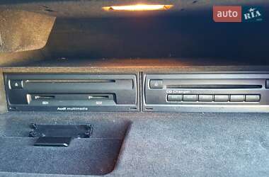 Седан Audi A6 2010 в 