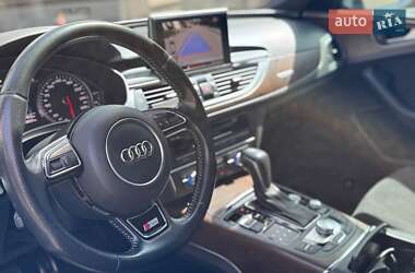 Седан Audi A6 2015 в 