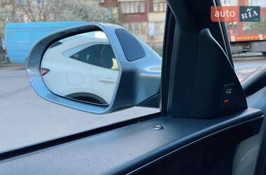 Седан Audi A6 2013 в 