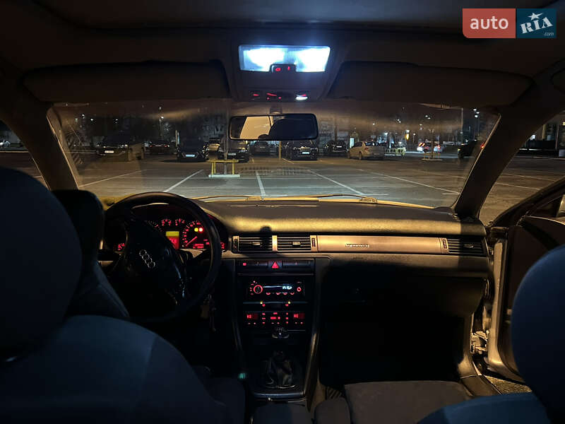 Седан Audi A6 1999 в Броварах