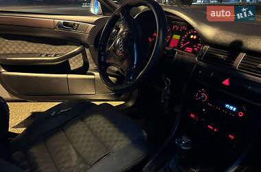 Седан Audi A6 1999 в 