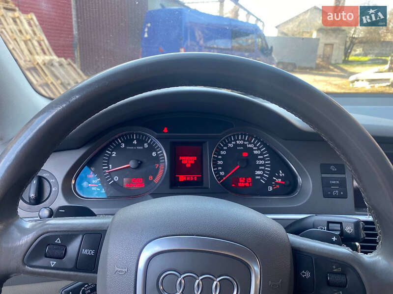 Седан Audi A6 2004 в Киеве