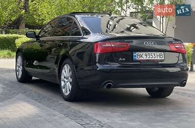 Седан Audi A6 2013 в 