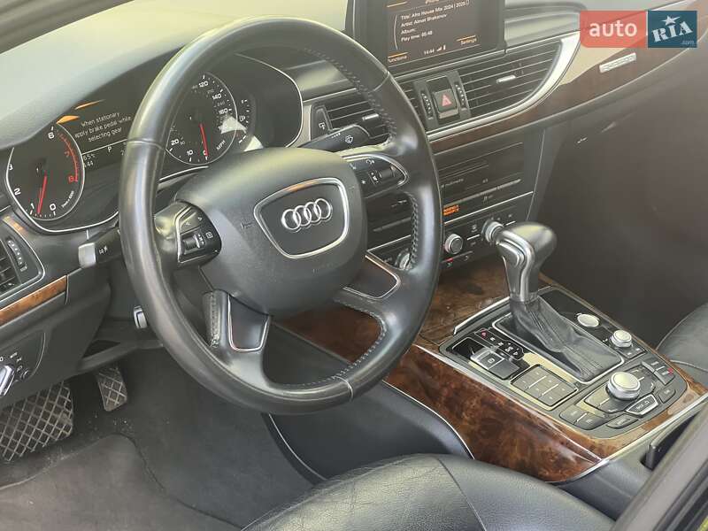 Седан Audi A6 2013 в Киеве