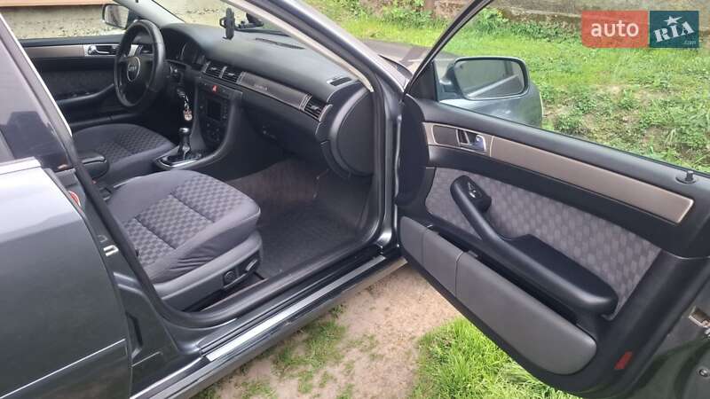 Универсал Audi A6 2003 в Хусте
