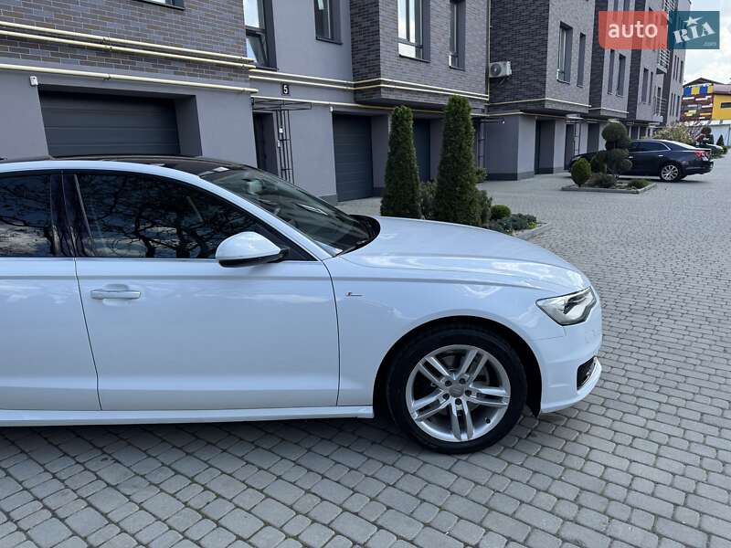 Седан Audi A6 2015 в Львові