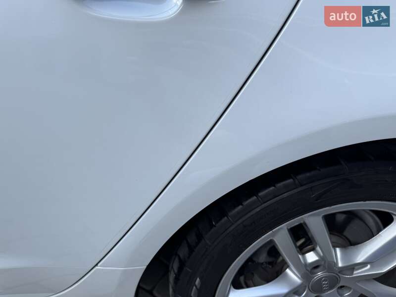 Седан Audi A6 2015 в Львові