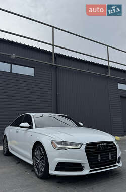 Седан Audi A6 2015 в 