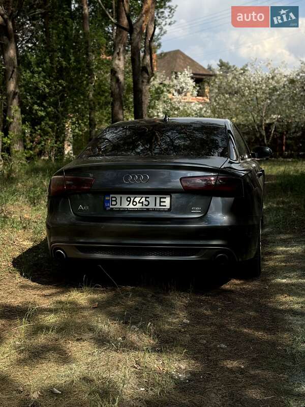 Седан Audi A6 2012 в Полтаве