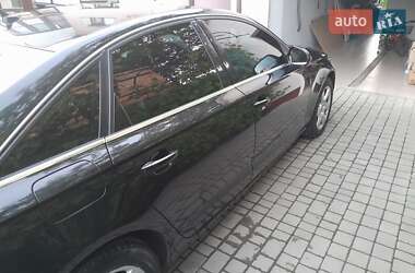 Седан Audi A6 2013 в 