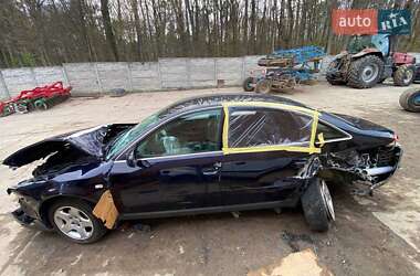 Седан Audi A6 2003 в 