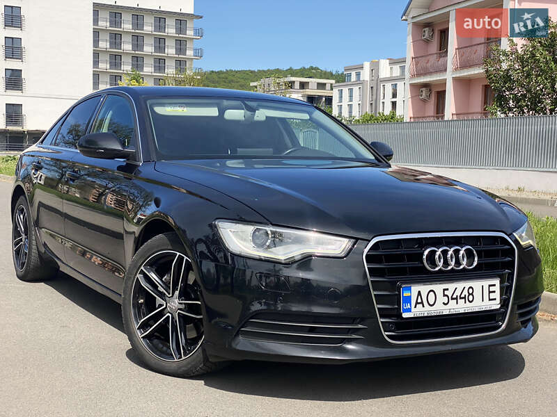 Седан Audi A6 2014 в 