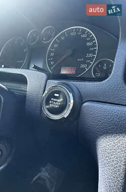 Седан Audi A6 2002 в 