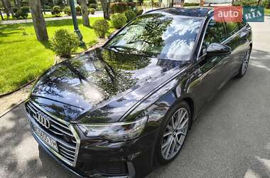 Универсал Audi A6 2018 в 