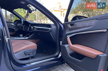 Седан Audi A6 2023 в 