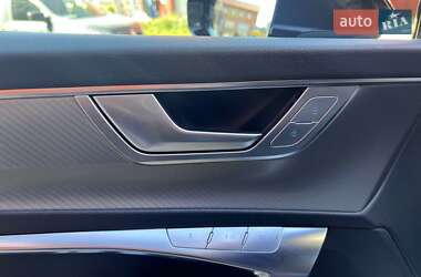 Седан Audi A6 2020 в 