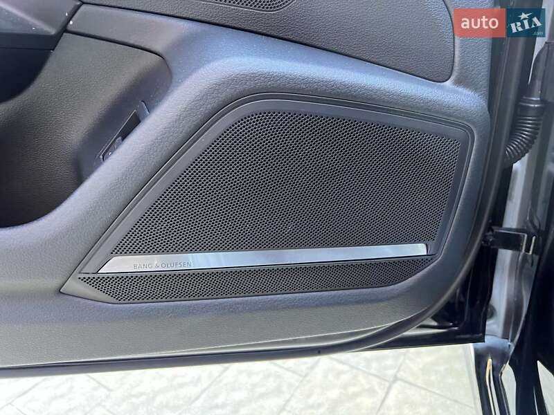 Седан Audi A6 2020 в Львові