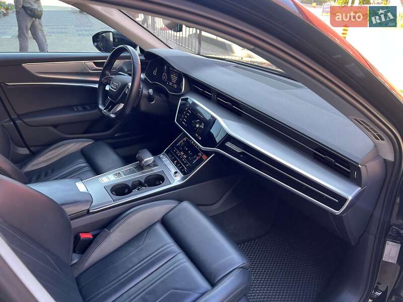Седан Audi A6 2020 в Львові