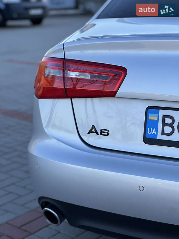Седан Audi A6 2014 в Золочеві