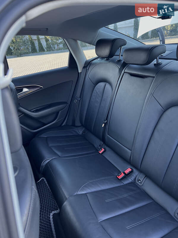 Седан Audi A6 2014 в Золочеві
