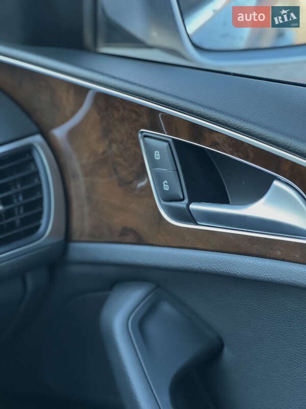 Седан Audi A6 2014 в Золочеві