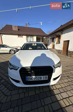Седан Audi A6 2011 в 
