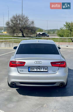 Седан Audi A6 2013 в 