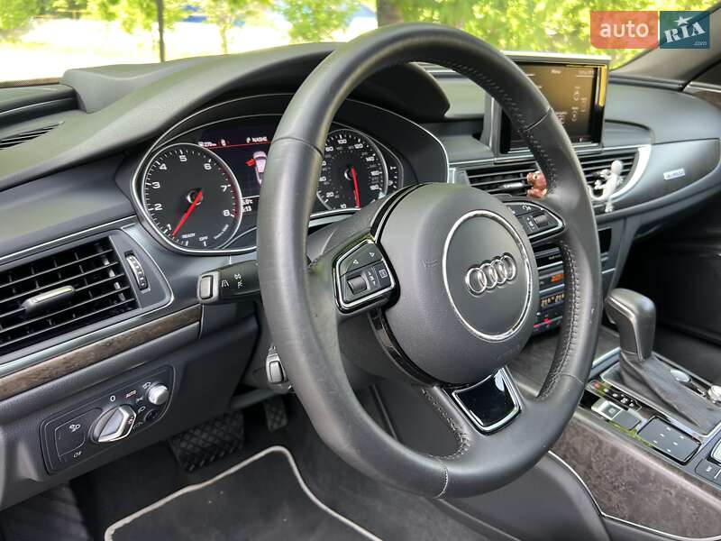 Седан Audi A6 2016 в Киеве