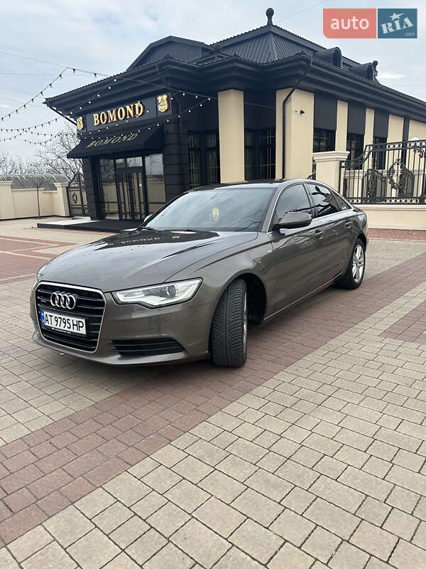 Седан Audi A6 2011 в 