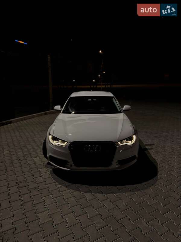 Седан Audi A6 2014 в Хмельницком