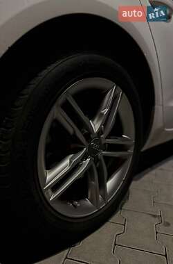 Седан Audi A6 2014 в 