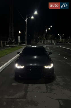 Седан Audi A6 2012 в 