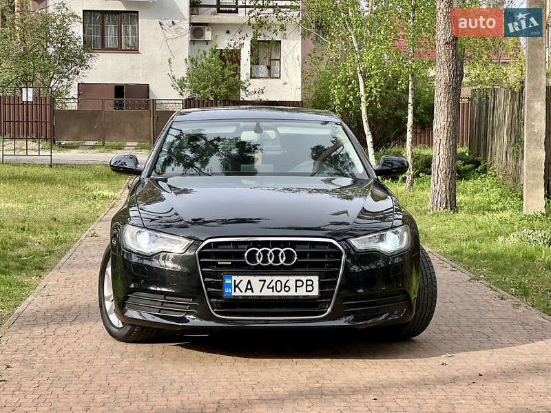 Седан Audi A6 2012 в Киеве