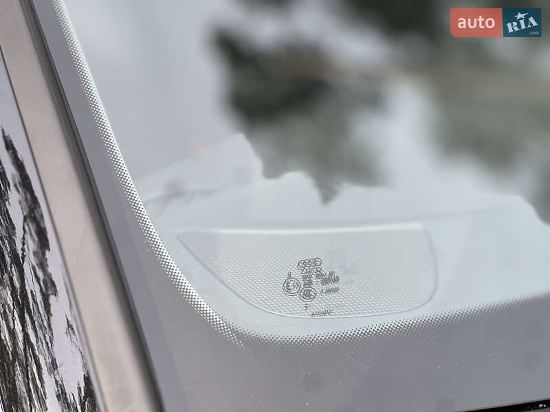 Седан Audi A6 2012 в Киеве