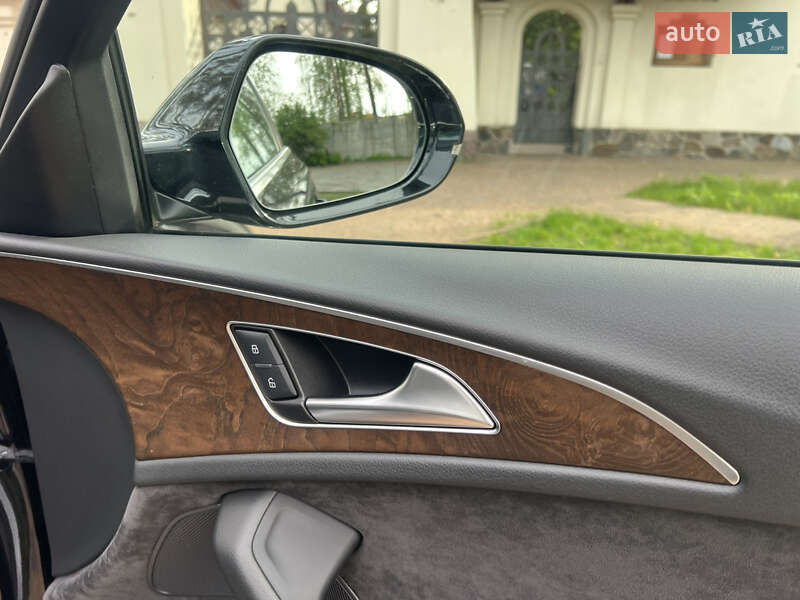 Седан Audi A6 2012 в Киеве