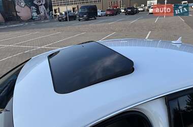 Седан Audi A6 2012 в 