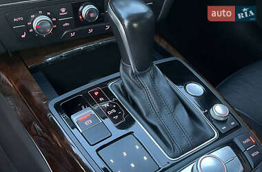 Седан Audi A6 2015 в 