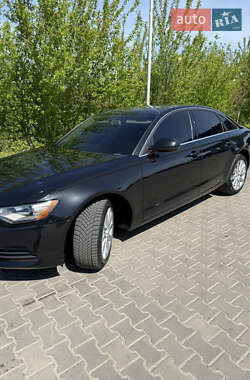 Седан Audi A6 2012 в 