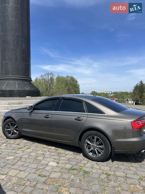 Седан Audi A6 2012 в Житомире