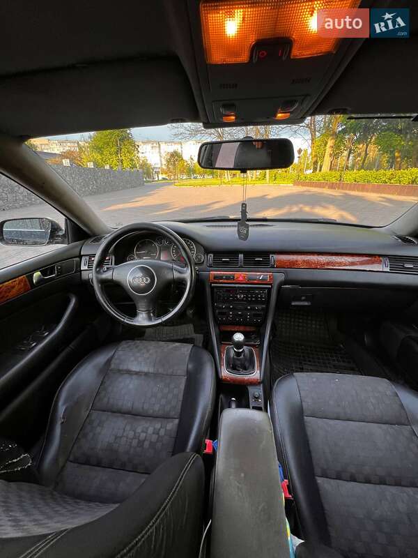 Универсал Audi A6 2002 в Звягеле