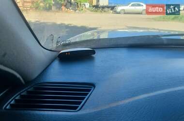 Седан Audi A6 1994 в 