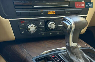 Седан Audi A6 2012 в 