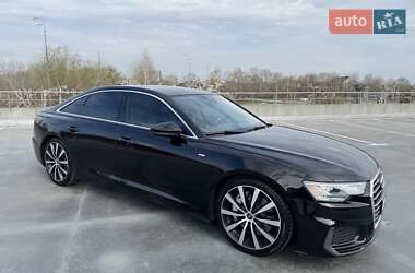 Седан Audi A6 2019 в 