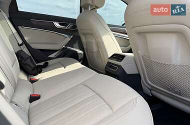 Седан Audi A6 2019 в 