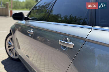 Седан Audi A6 2013 в 