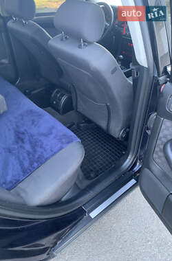 Универсал Audi A6 2003 в 