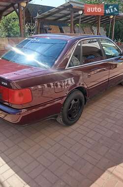 Универсал Audi A6 1995 в 
