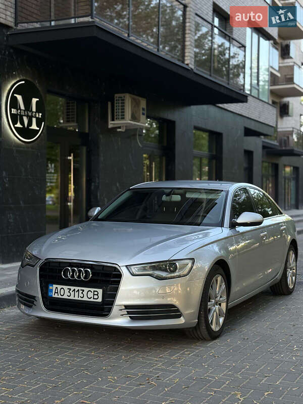 Седан Audi A6 2011 в Ужгороде