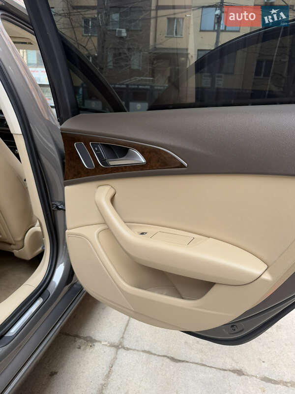 Седан Audi A6 2012 в Измаиле